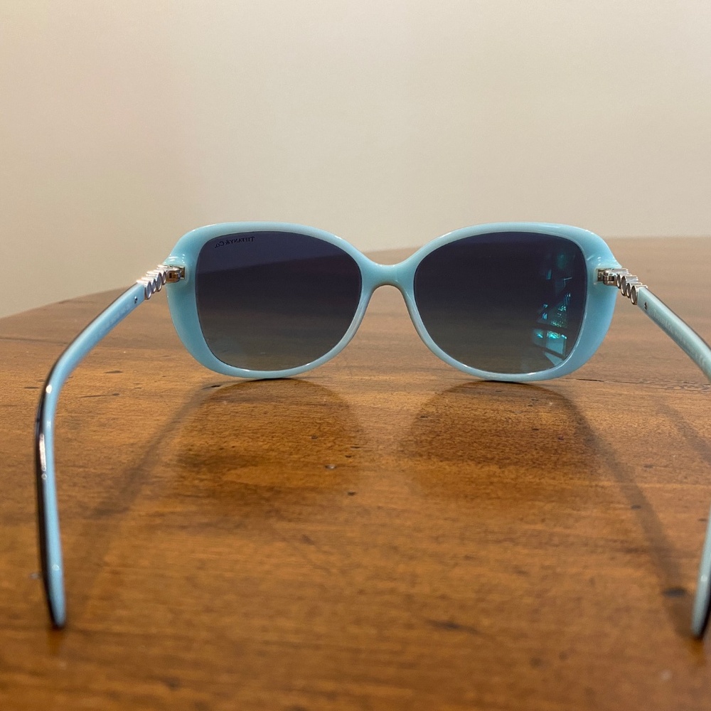 Tiffany Blue Gradient Sunglasses - Picture 8 of 9